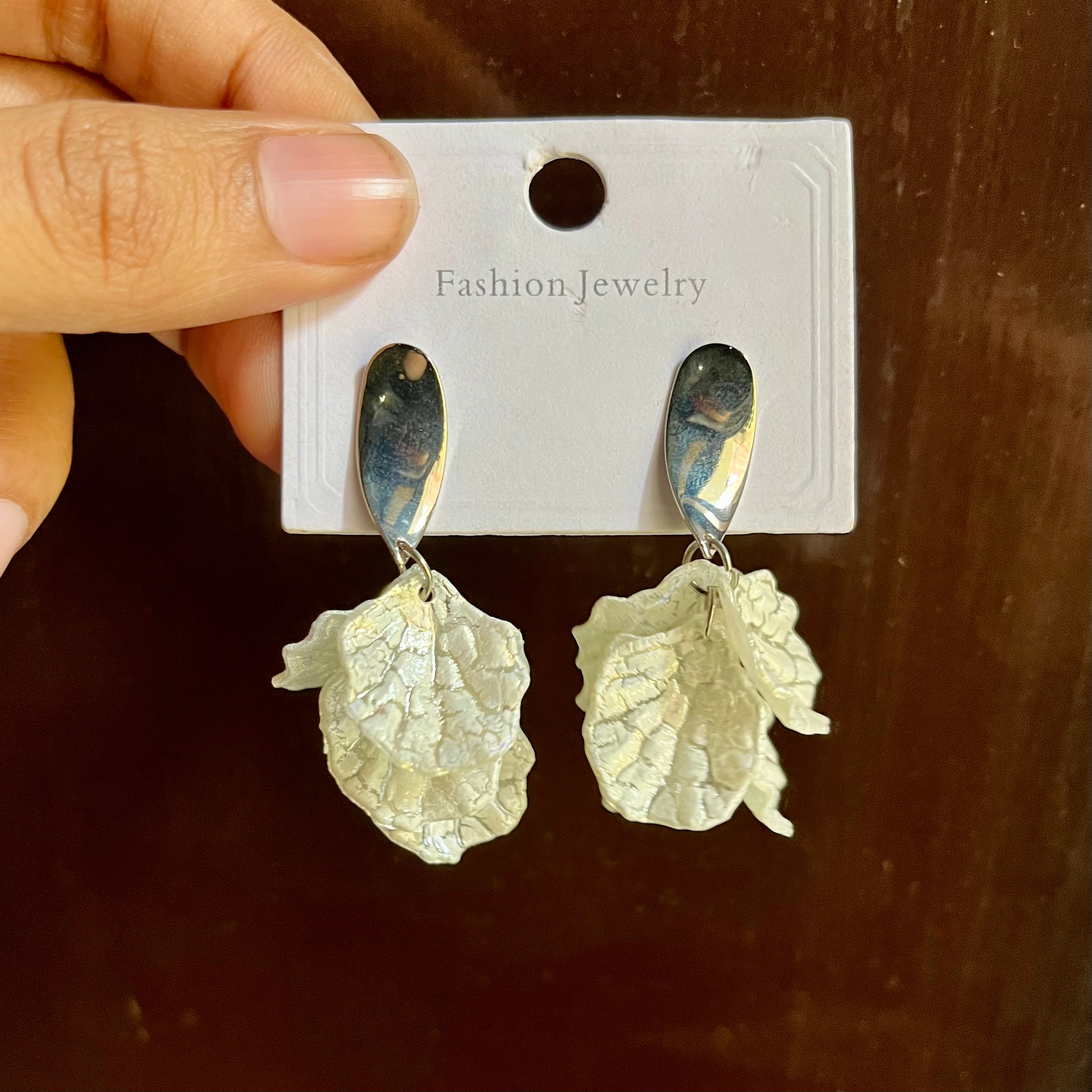 NOOR PETAL EARRINGS